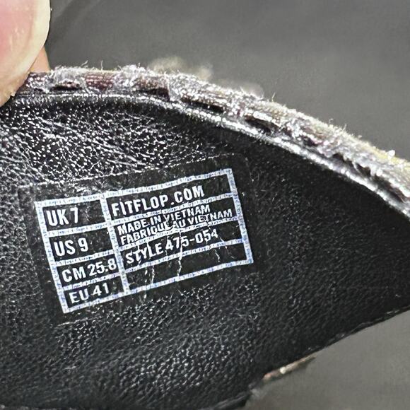 FitFlop Sandals Women' 9 Pewter Snake Print Rhinestone Petra Thong Platform - Picture 12 of 16